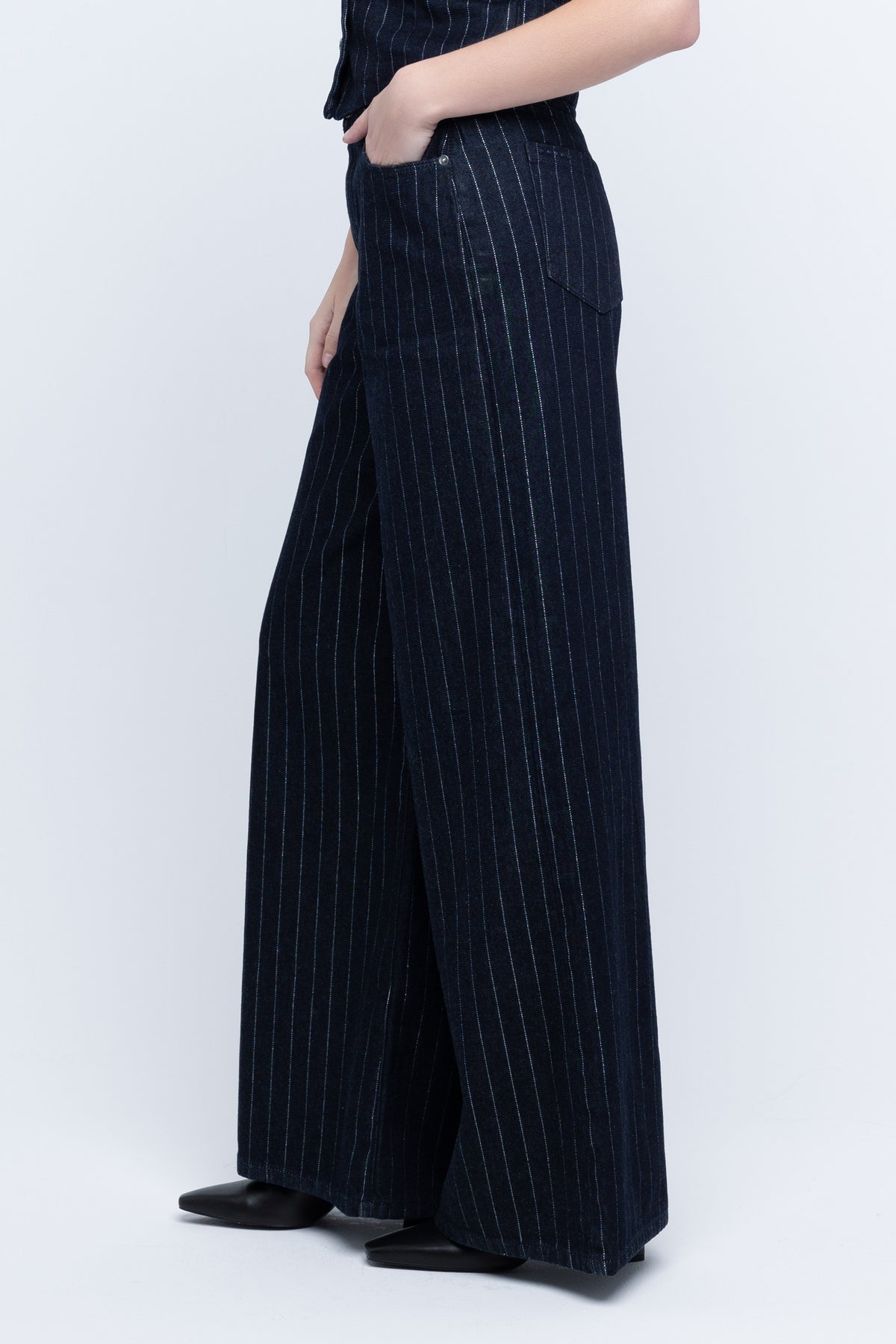 Steal The Spot Pant - 01ER3559_STEAL_THE_SPOT_0149.jpg