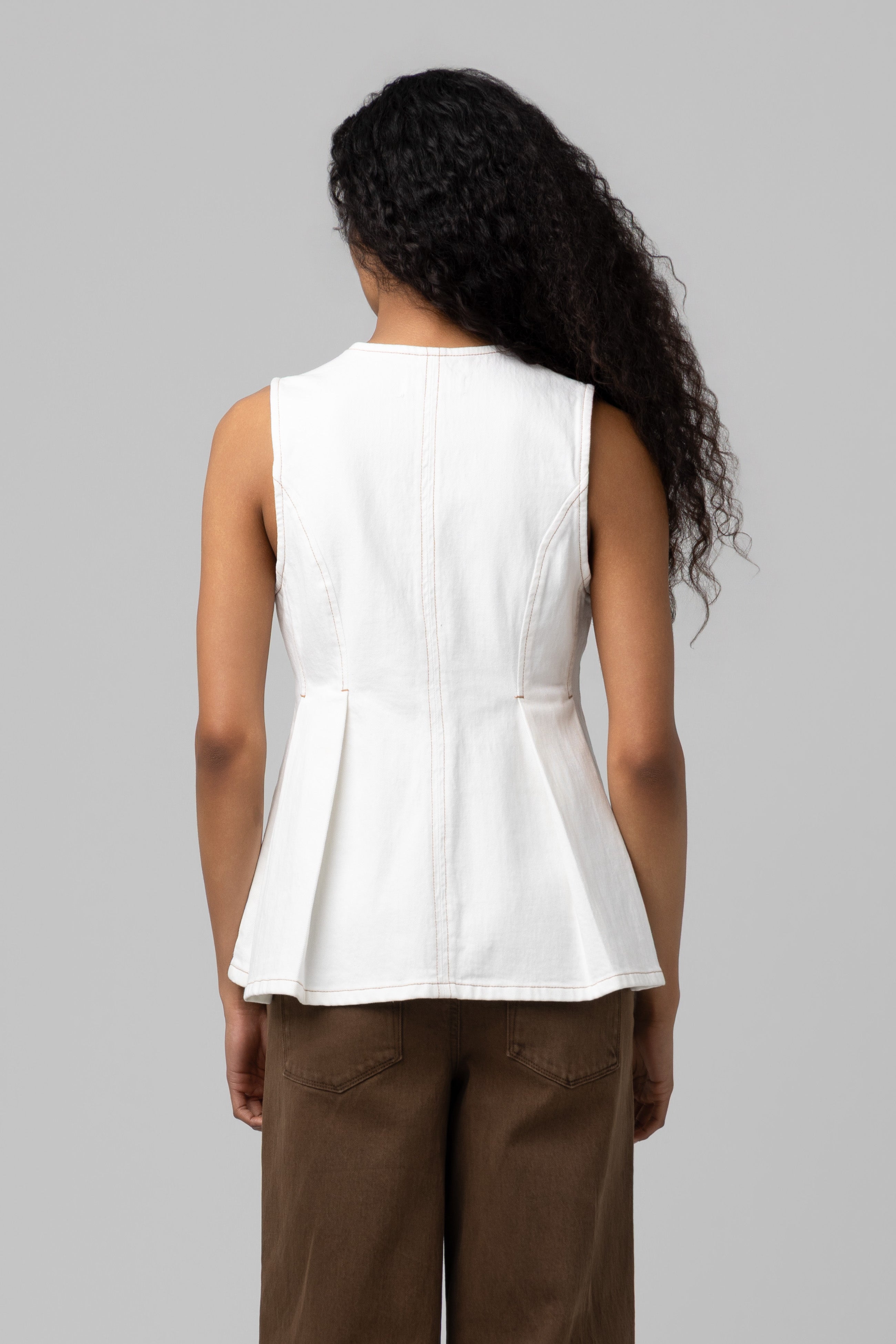 SEE YOU AGAIN VEST - 01QO4686_SEE_YOU_AGAIN_1262.jpg