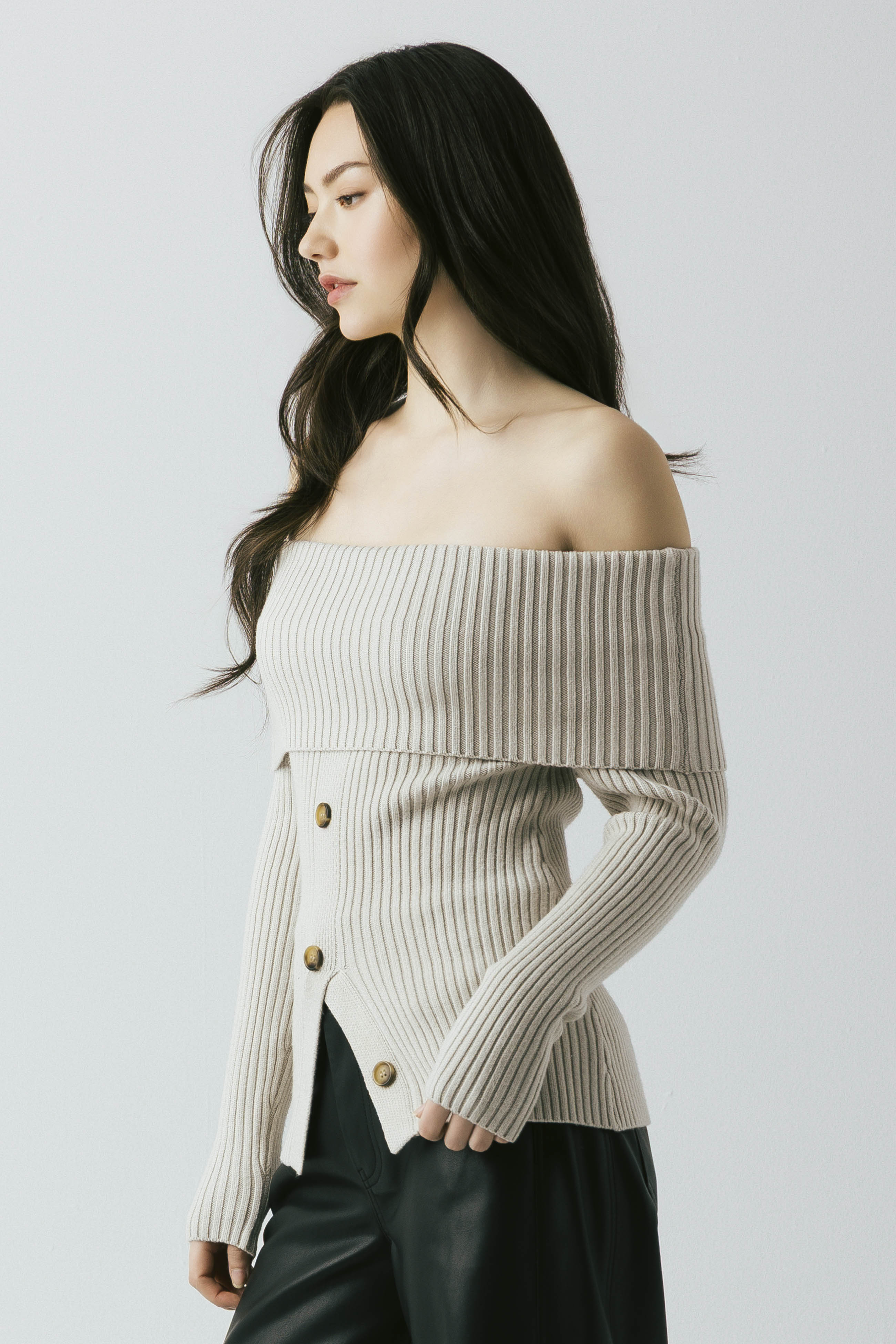 IN THE CLEAR SWEATER