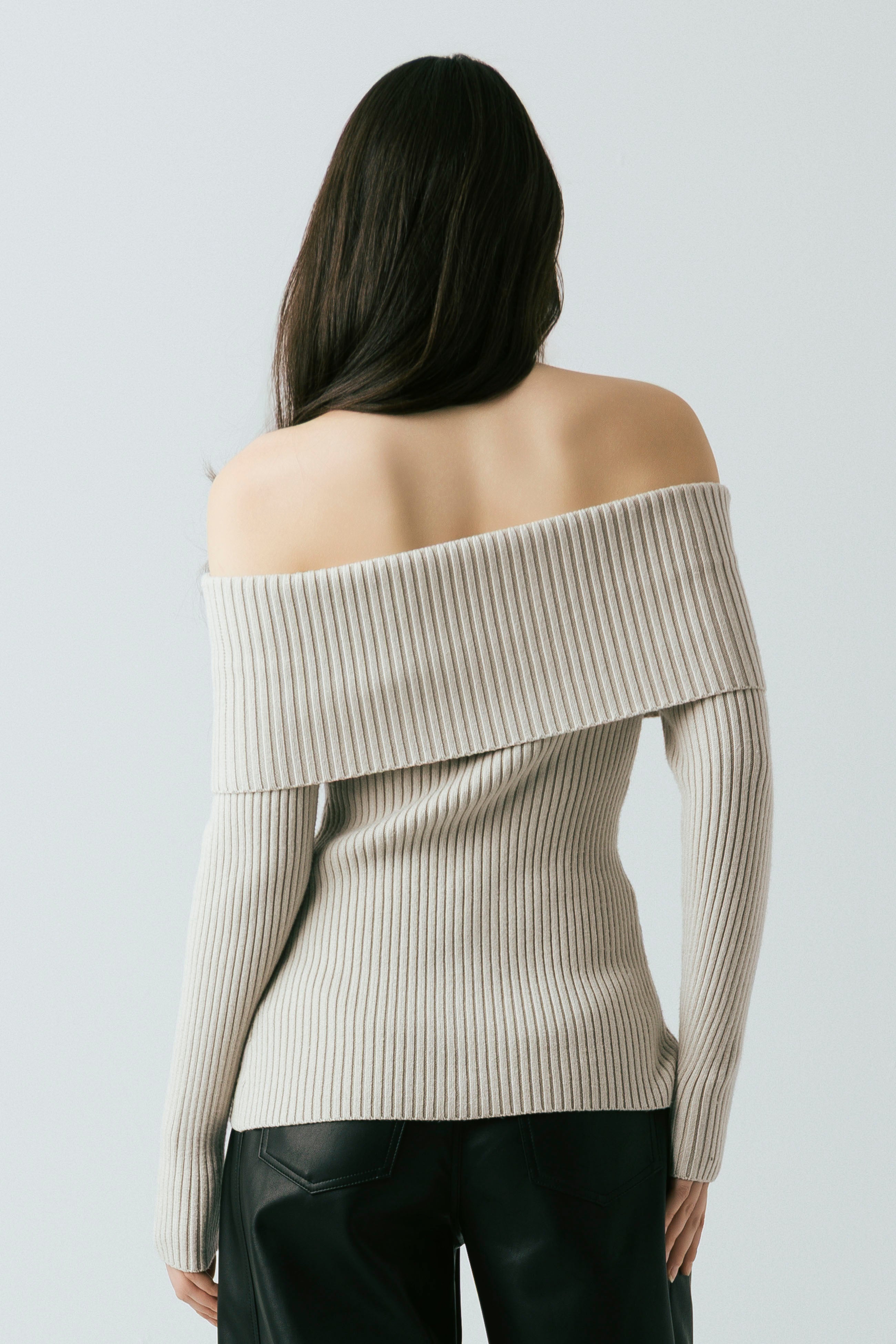 IN THE CLEAR SWEATER