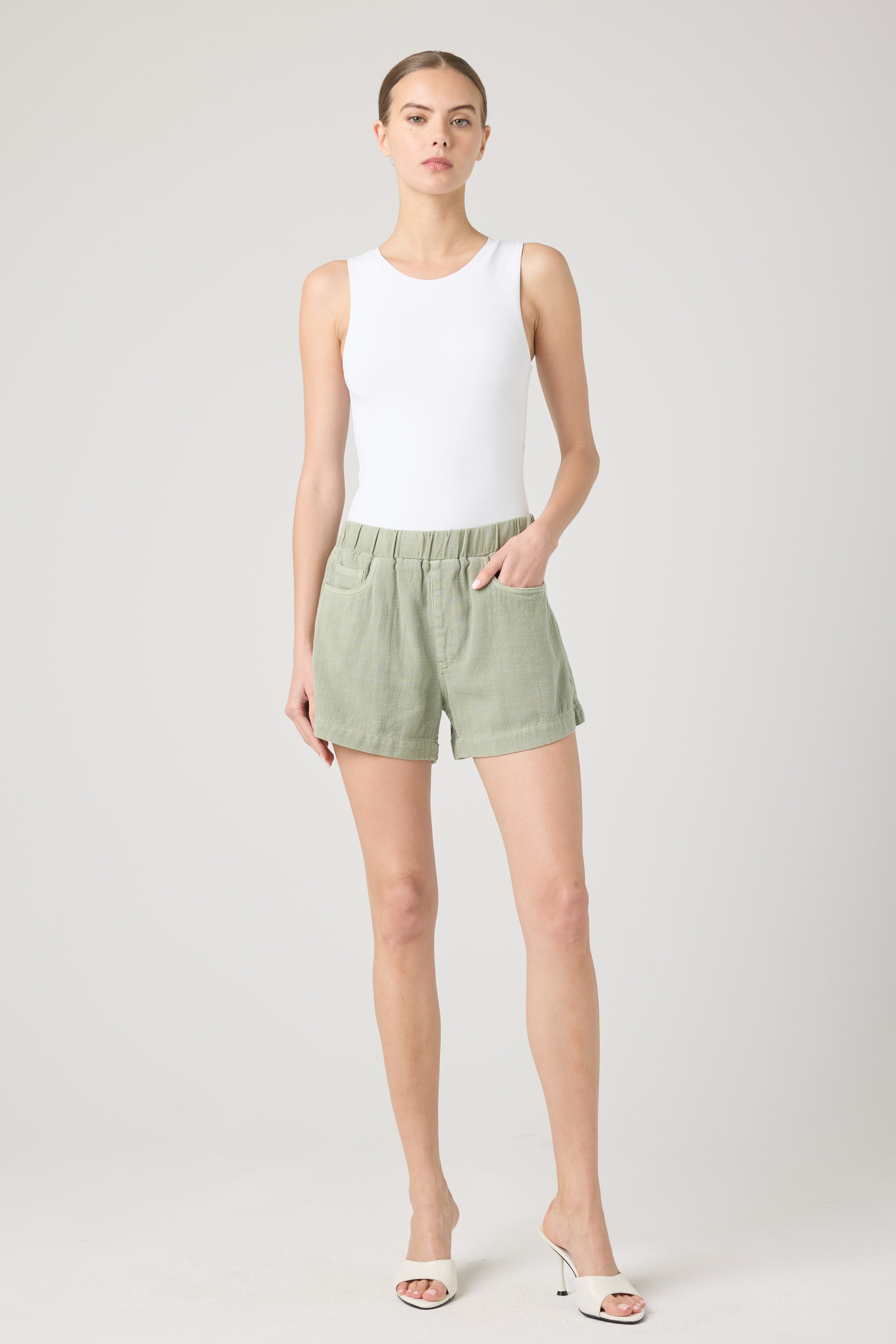 Desert Sage Short