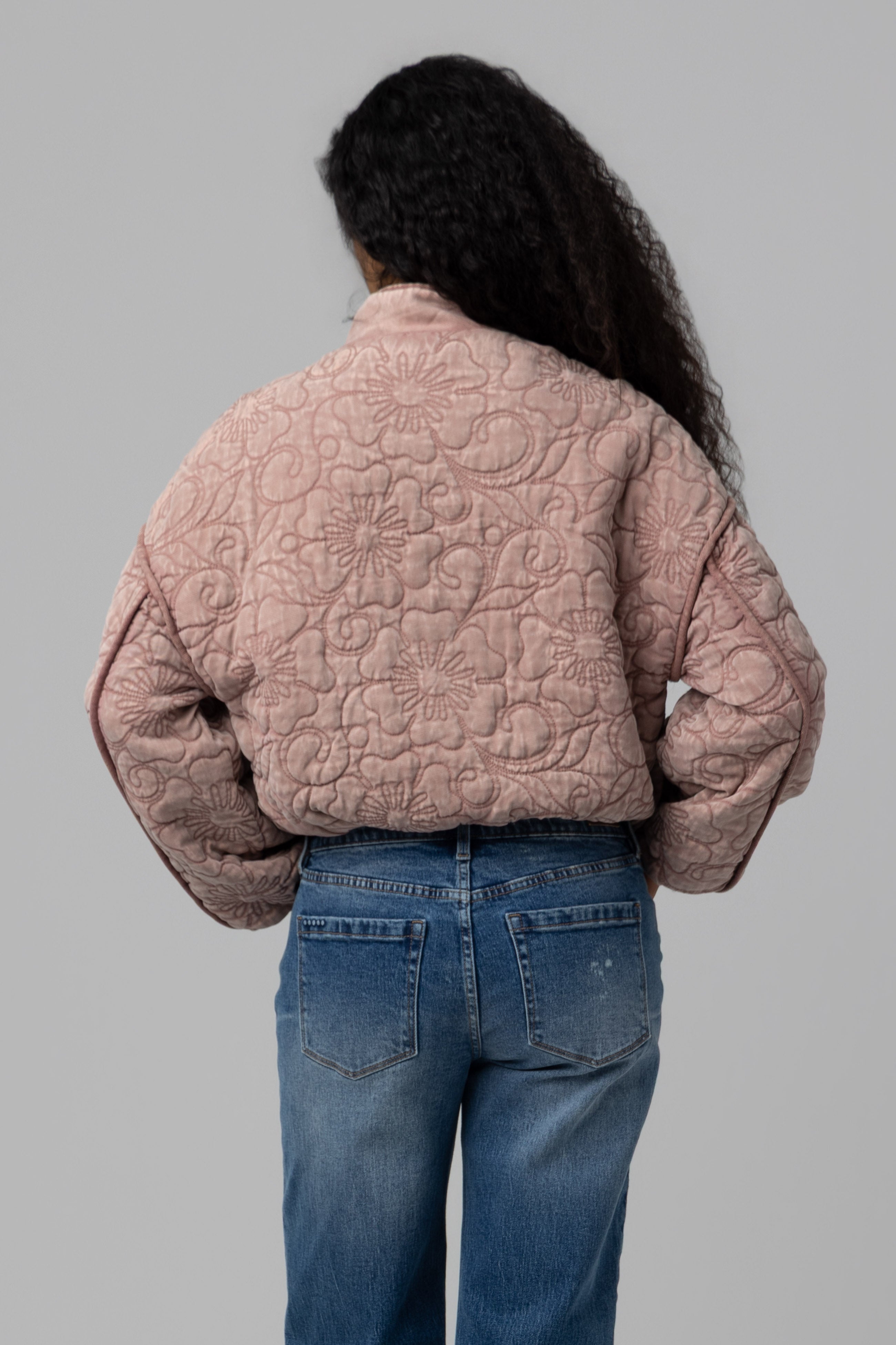 CHERRY ON TOP JACKETS - 18ZI5796_Cherry_On_Top_2620.jpg