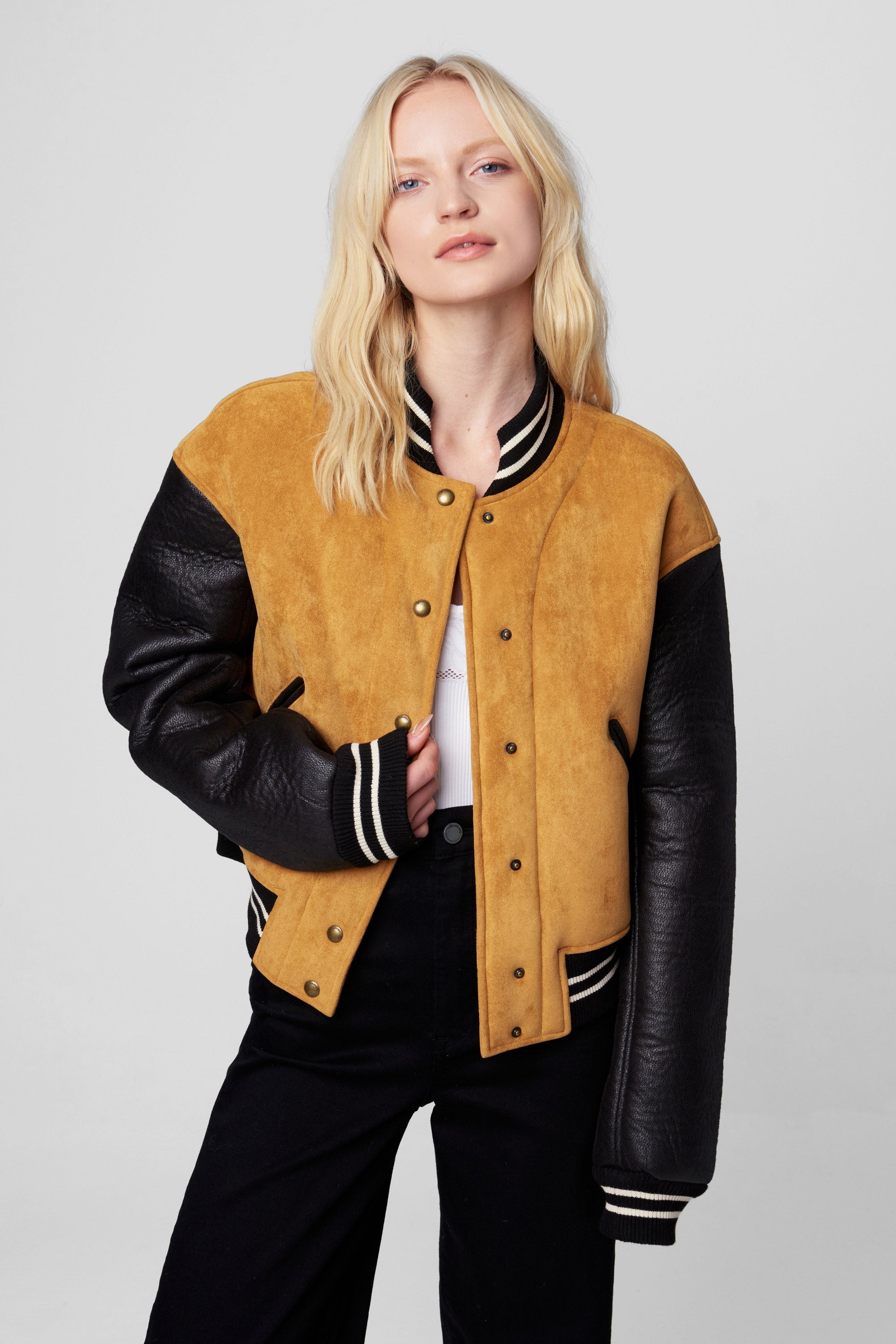 Bboshong Bookle Pocket Jacket